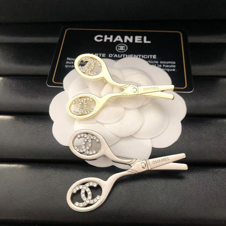 Scissors shape rhinestone pearl brooch