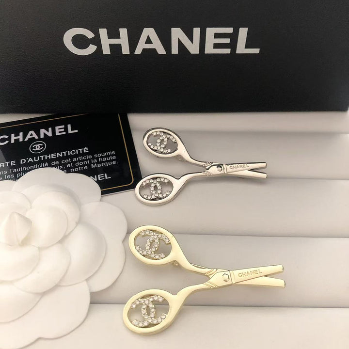 Scissors shape rhinestone pearl brooch