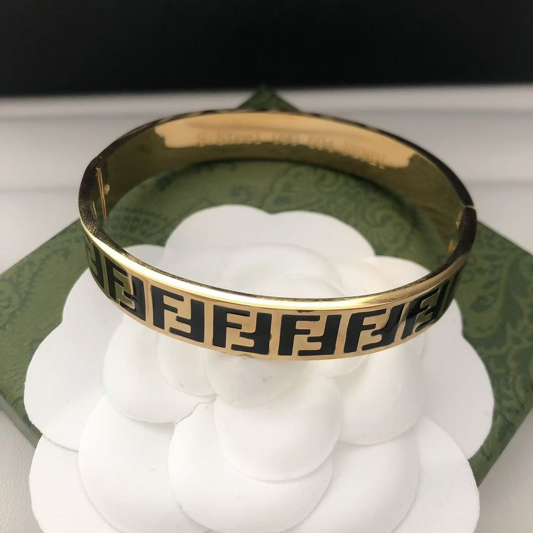 Signature Double - F Band