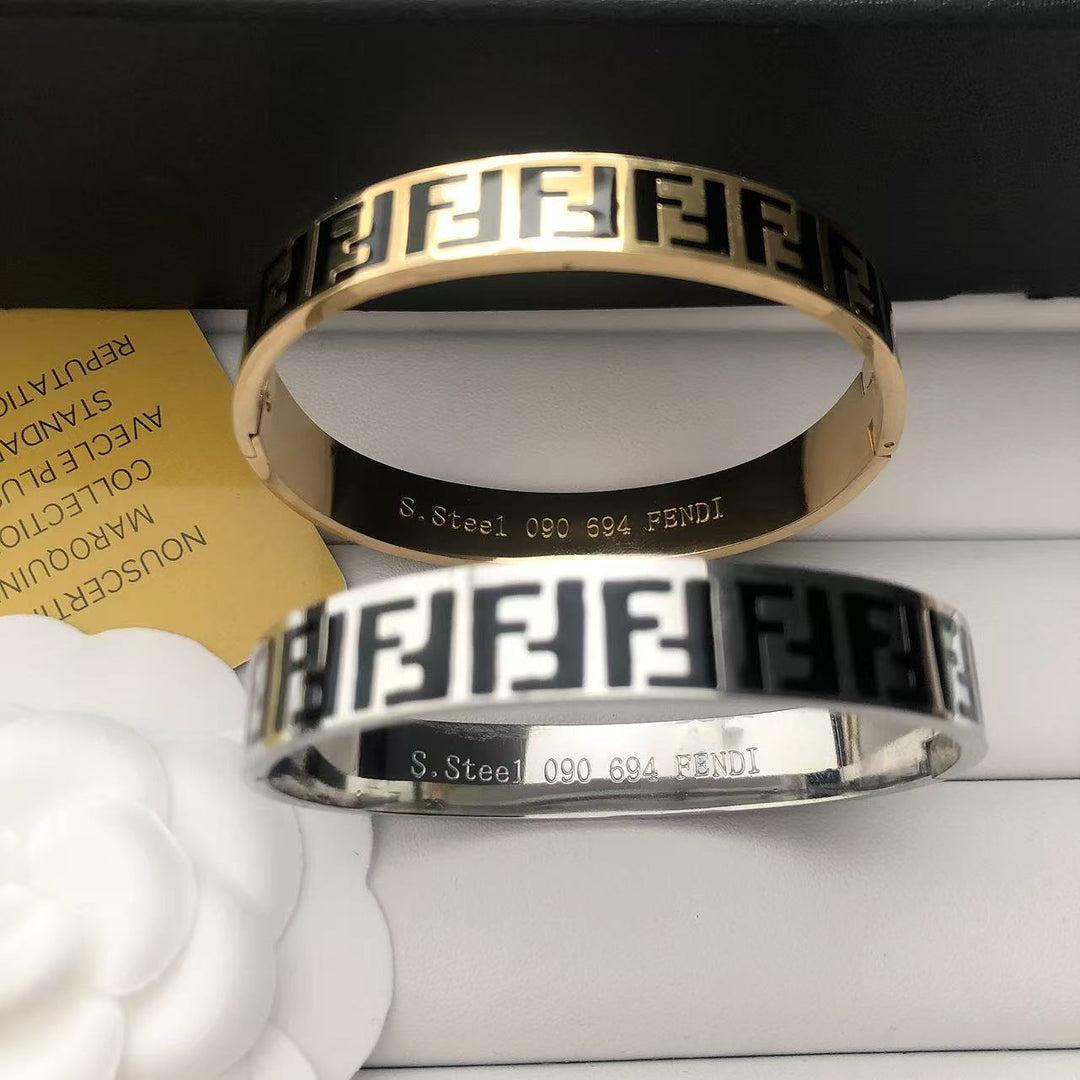 Signature Double - F Band