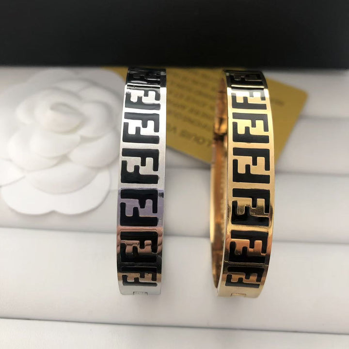 Signature Double - F Band