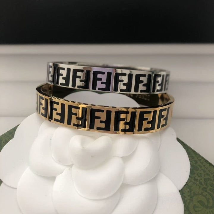 Signature Double - F Band