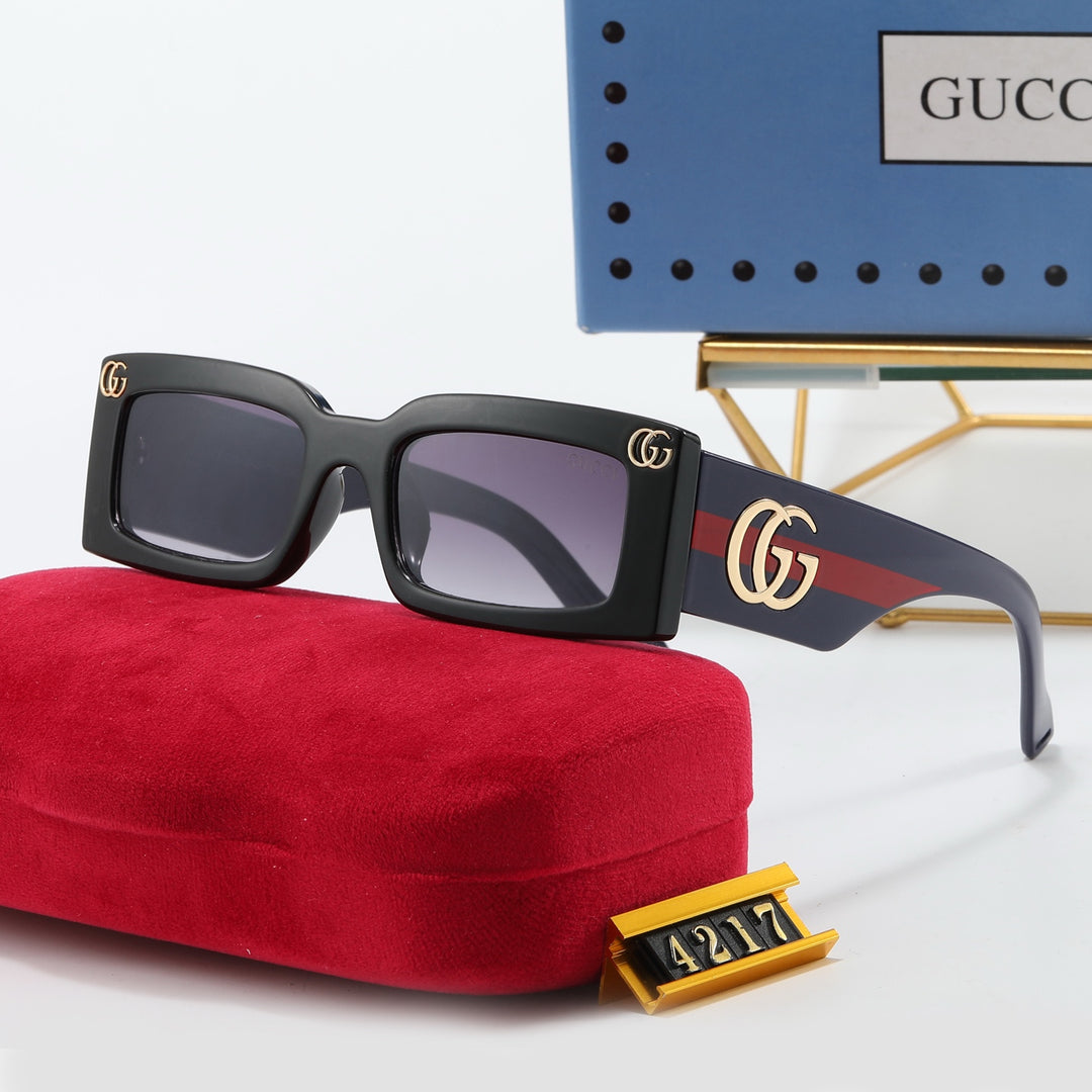 4 Colors Iconic Tone Sunglasses