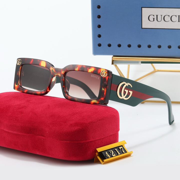 4 Colors Iconic Tone Sunglasses