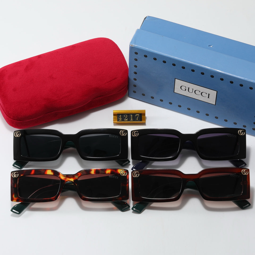 4 Colors Iconic Tone Sunglasses