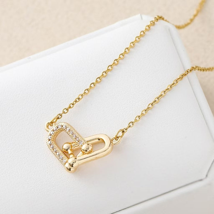 Sparkling Heart Link Necklace