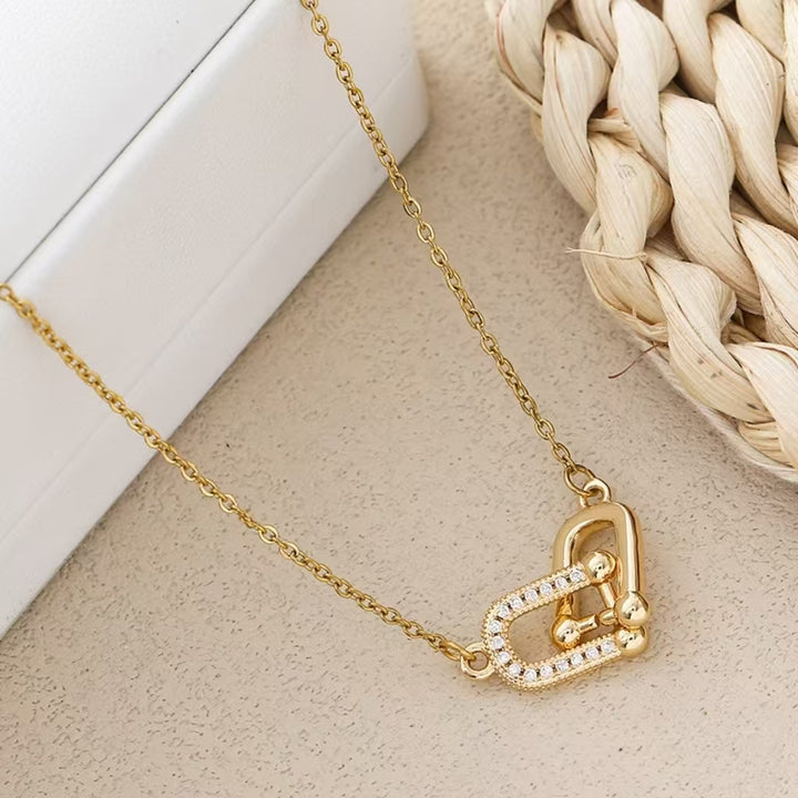 Sparkling Heart Link Necklace