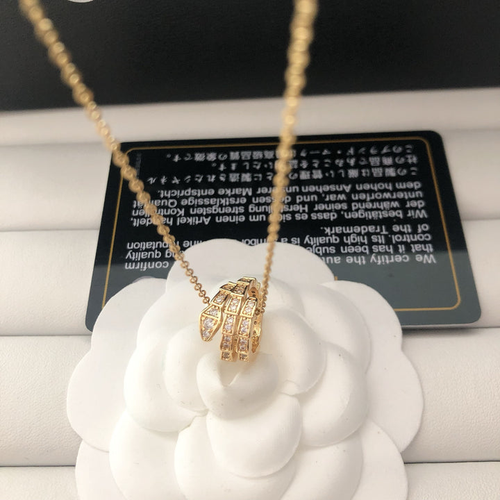 Sparkling Twisted Loop Necklace