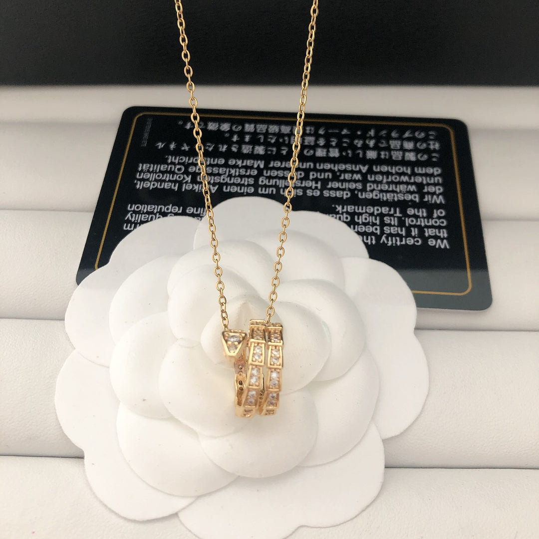 Sparkling Twisted Loop Necklace