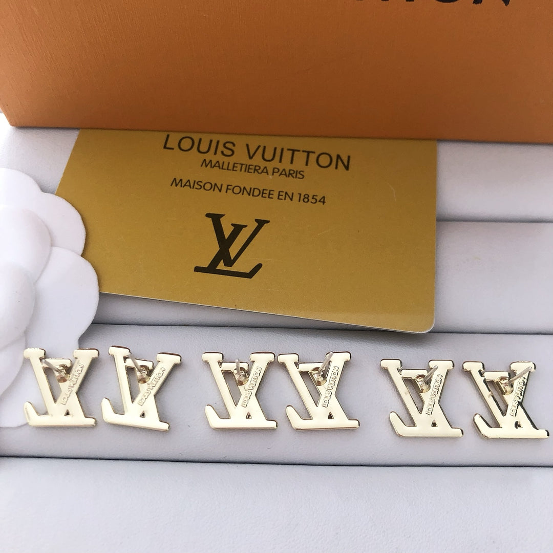 Glam Stud Earrings