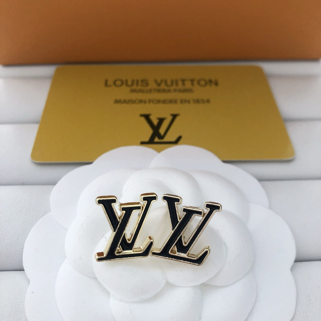Glam Stud Earrings