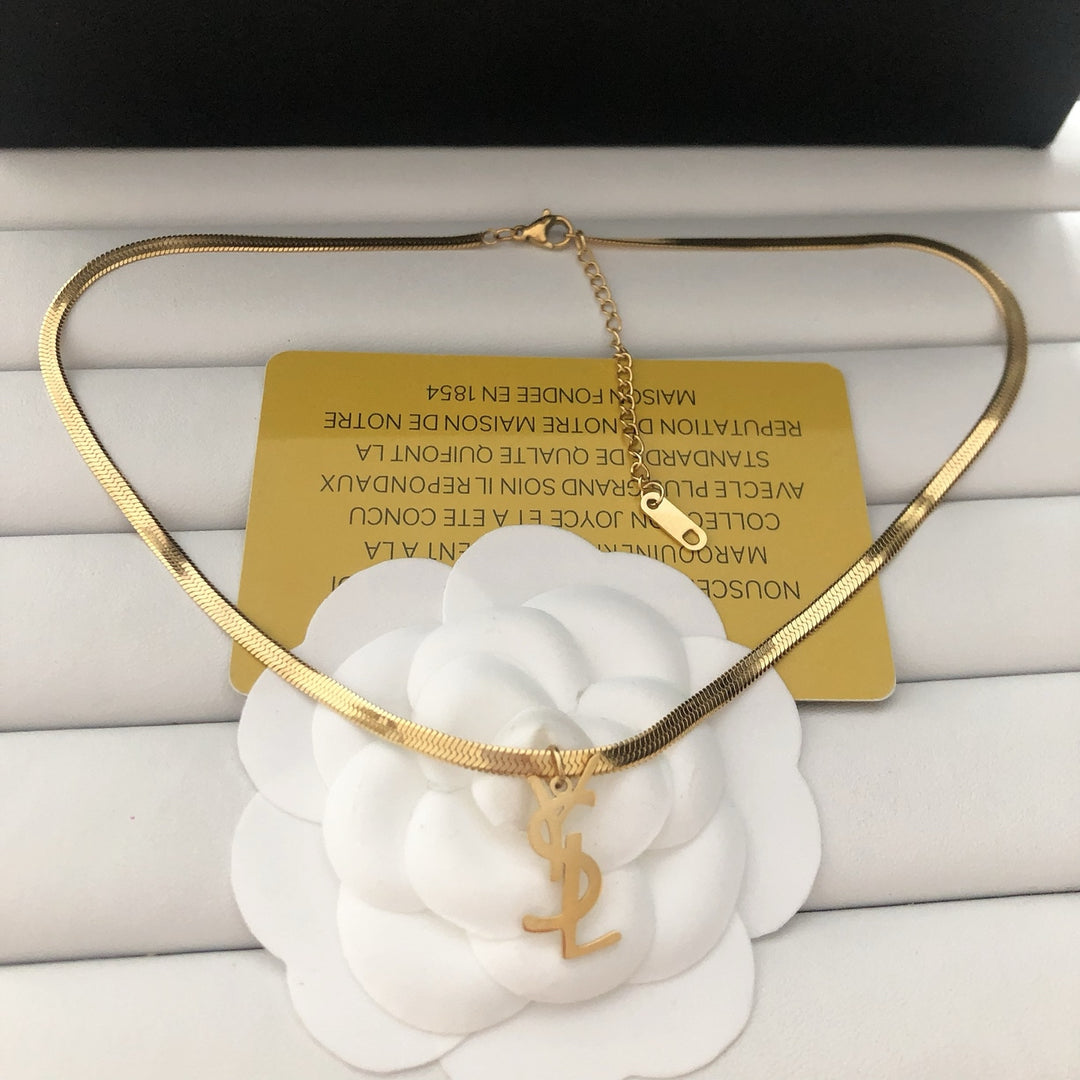 Signature Snake - chain Pendant Necklace