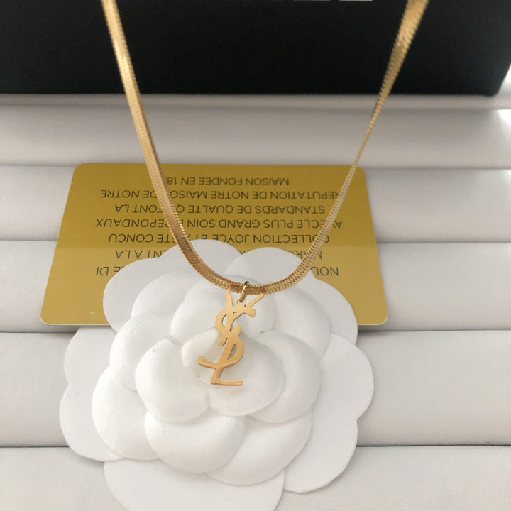 Signature Snake - chain Pendant Necklace
