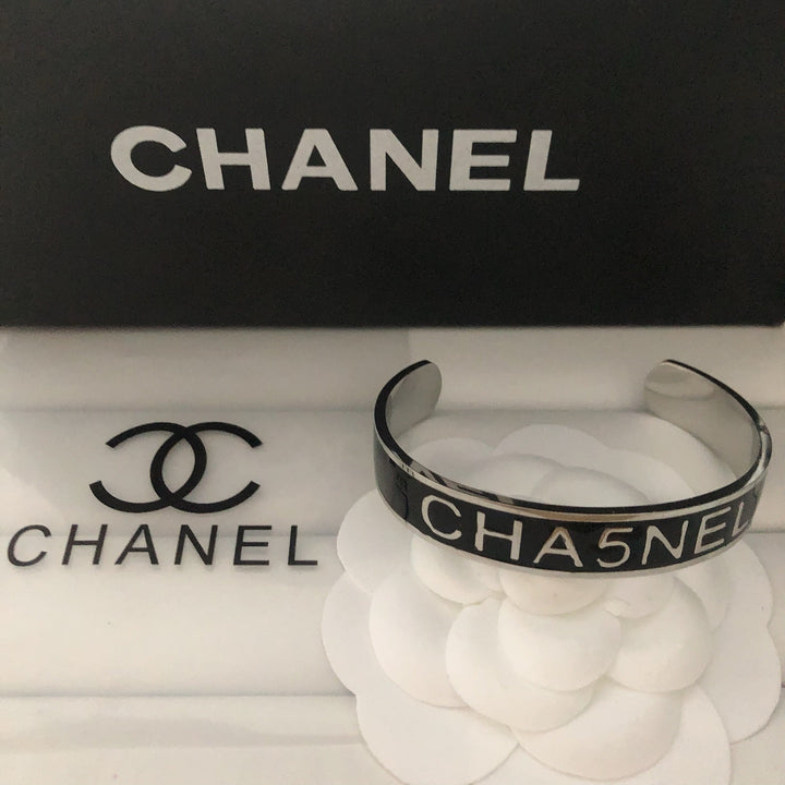 Signature Black Nameplate Bracelet