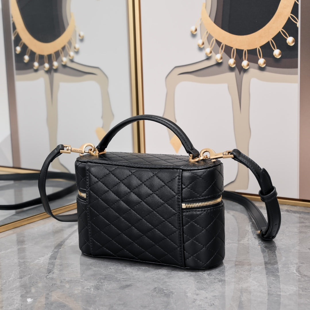 Quilted Elegance bag