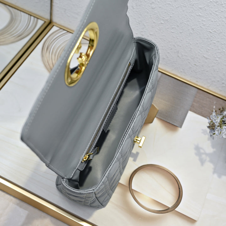 Sleek Ash Elegance Bag