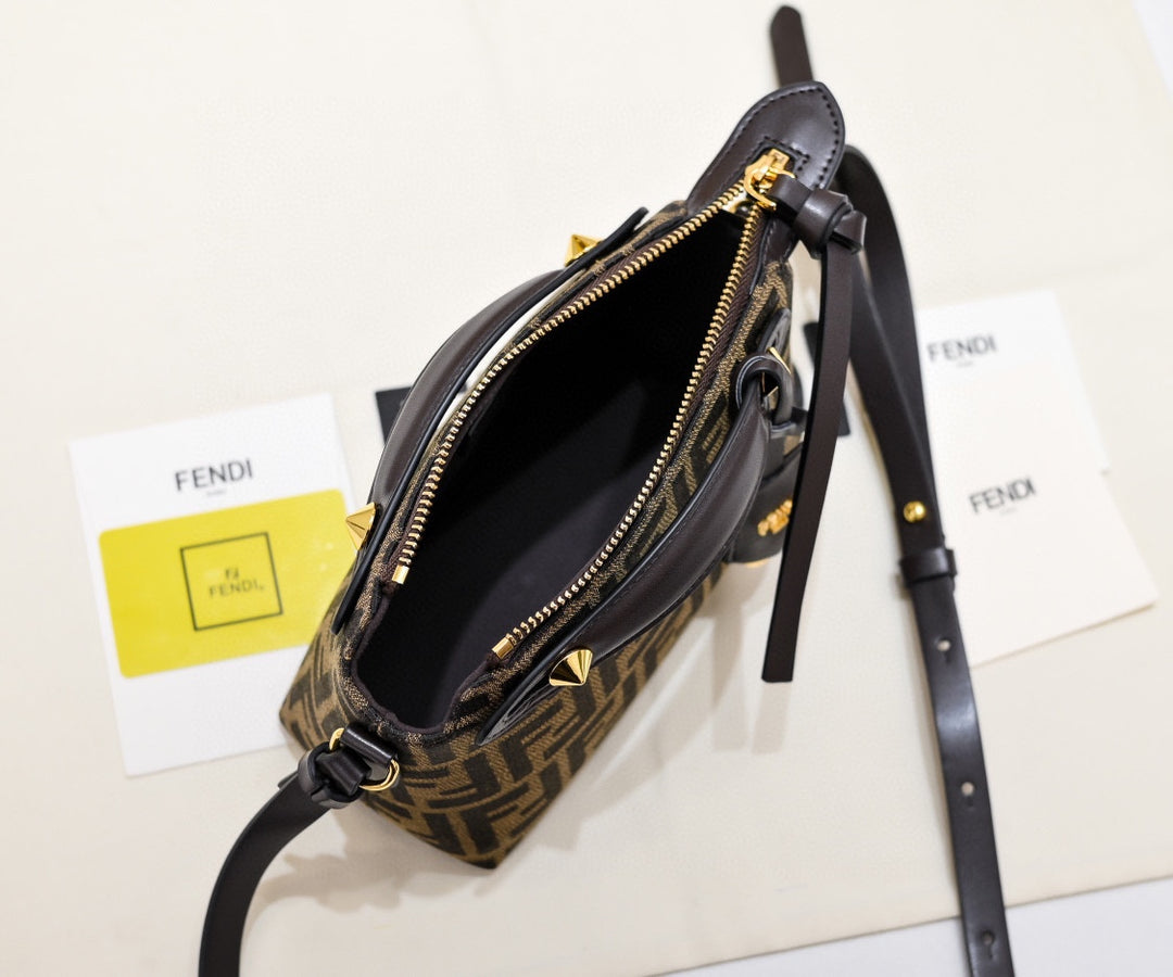 6 Color Elegant FF Square Crossbody Bag