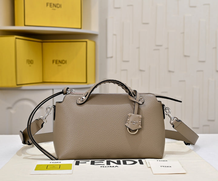 5 Color Elegant FF Compact Handbag