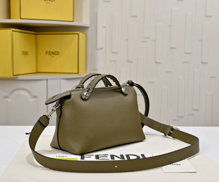 5 Color Elegant FF Compact Handbag