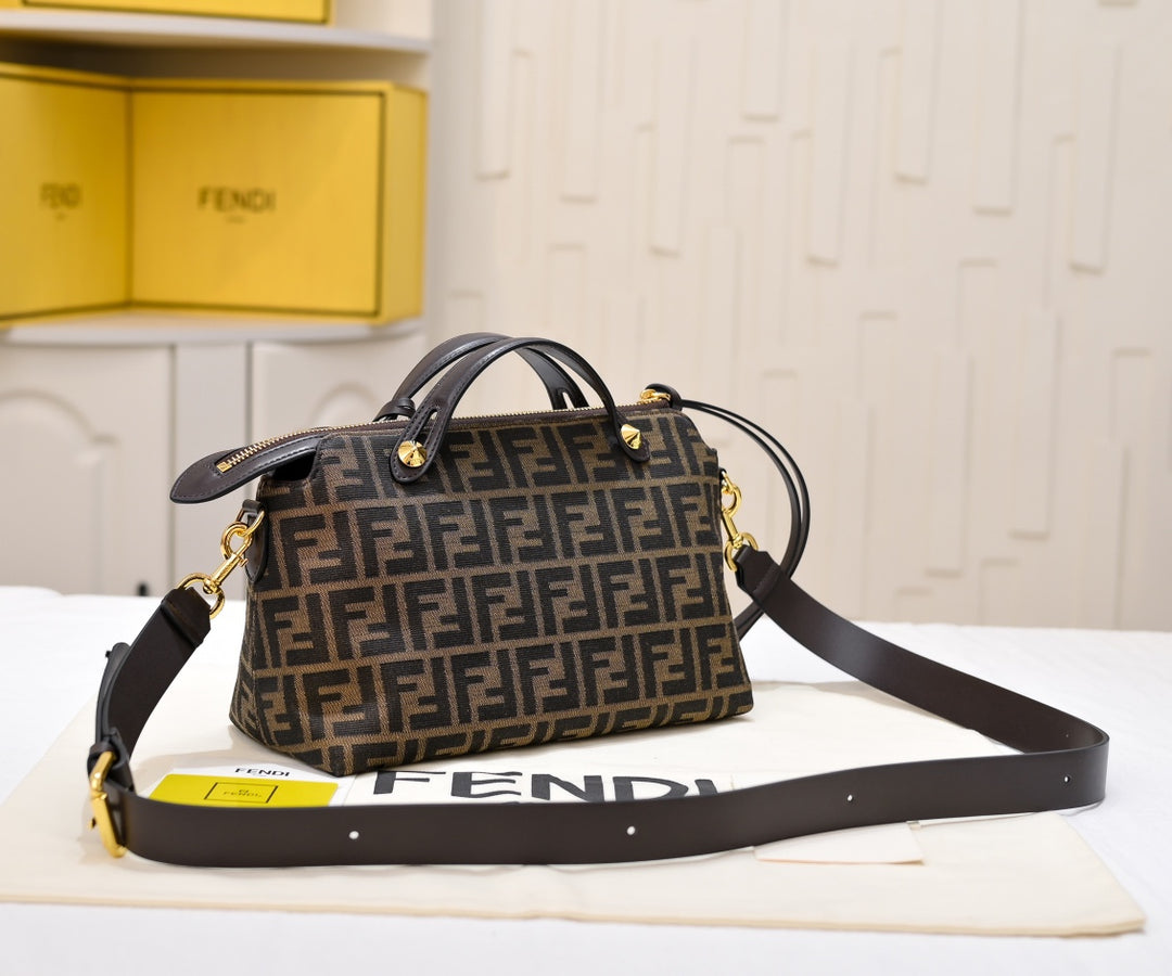 5 Color Elegant FF Compact Handbag