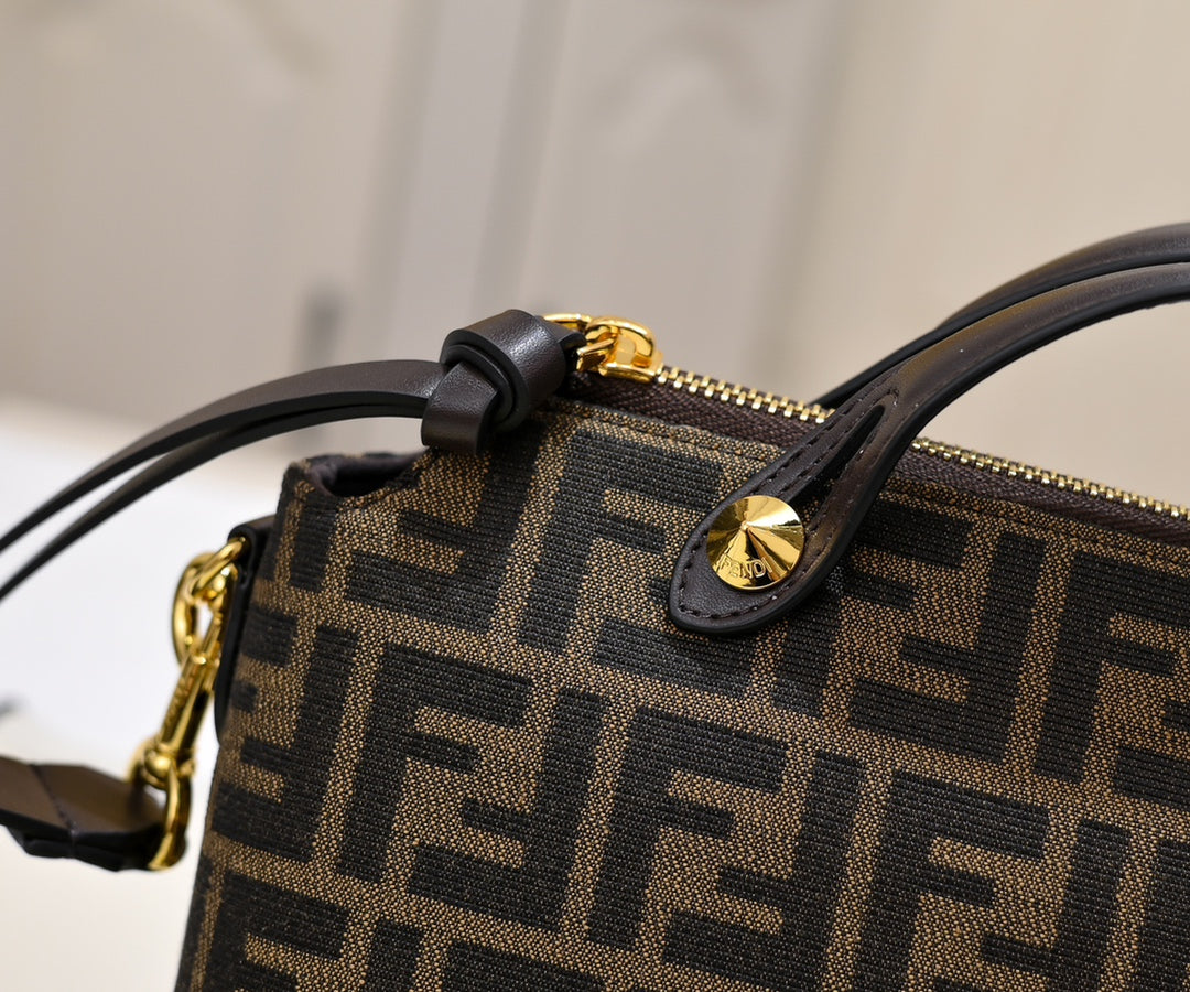 5 Color Elegant FF Compact Handbag