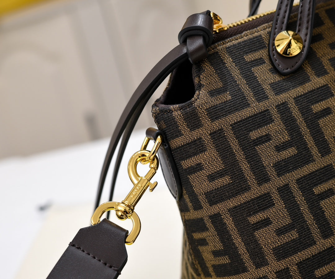 5 Color Elegant FF Compact Handbag