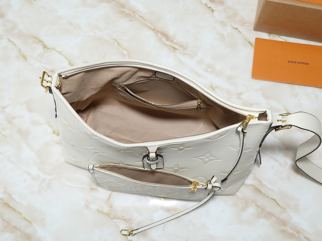 4 Color Emblem Embossed Shoulder Bag Set