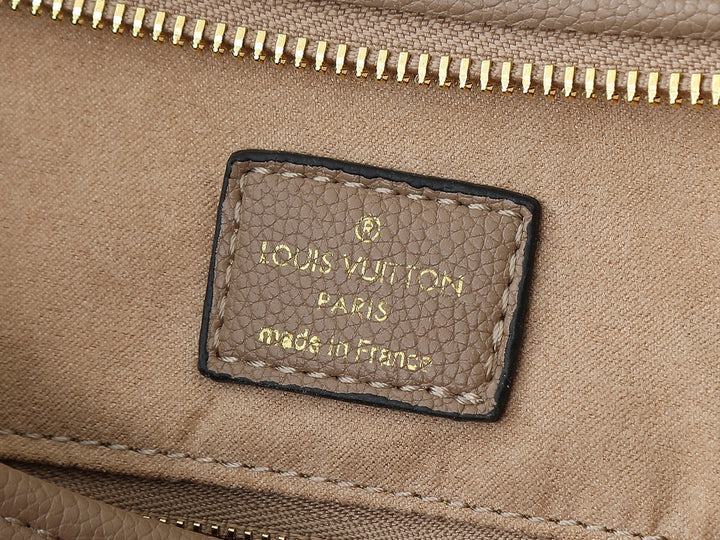 4 Color Emblem Embossed Shoulder Bag Set