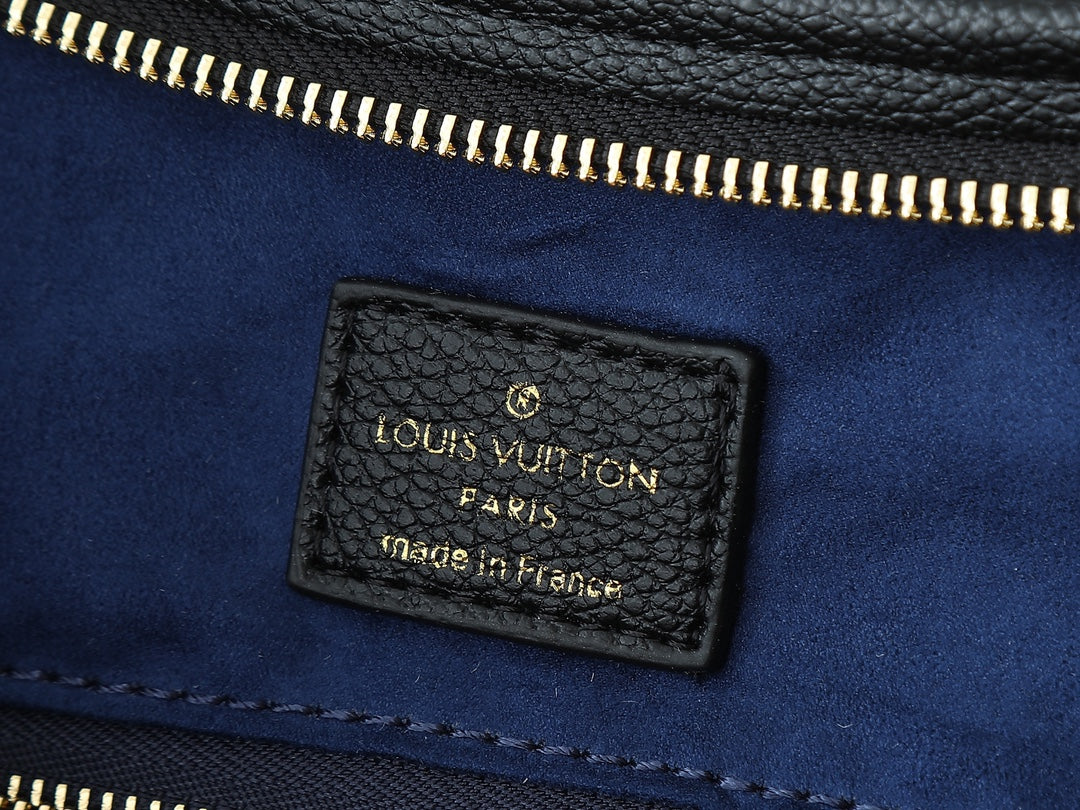 4 Color Emblem Embossed Shoulder Bag Set