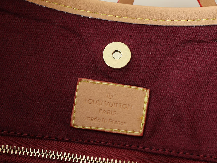 4 Color Emblem Embossed Shoulder Bag Set