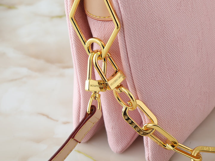 3 Color Chain Strap Crossbody Bag