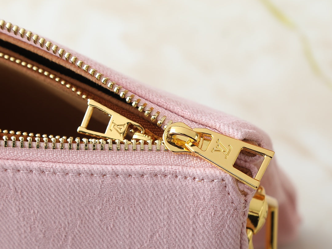 3 Color Chain Strap Crossbody Bag