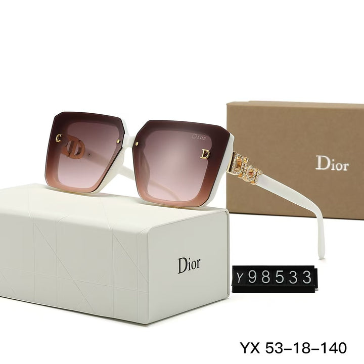 5 Colors Lightweight Monogrammed Sunglasses