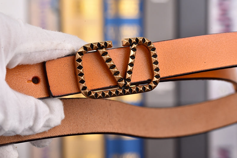 Fashion Pyramid--Studded Belt