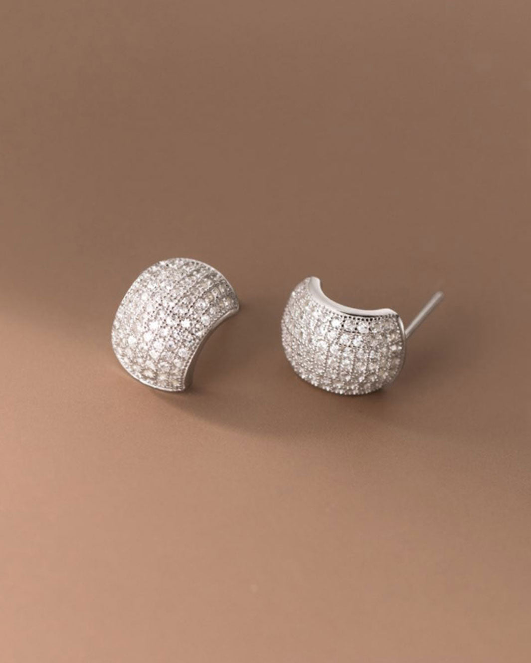 Maier Sparkling Diamonds Stud Earrings