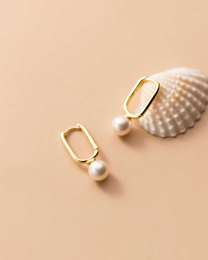 Pearl Charm Oval Hoop Earrings