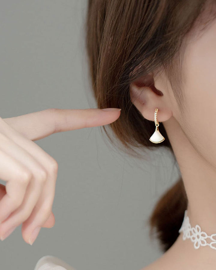 Clara Drop Earrings