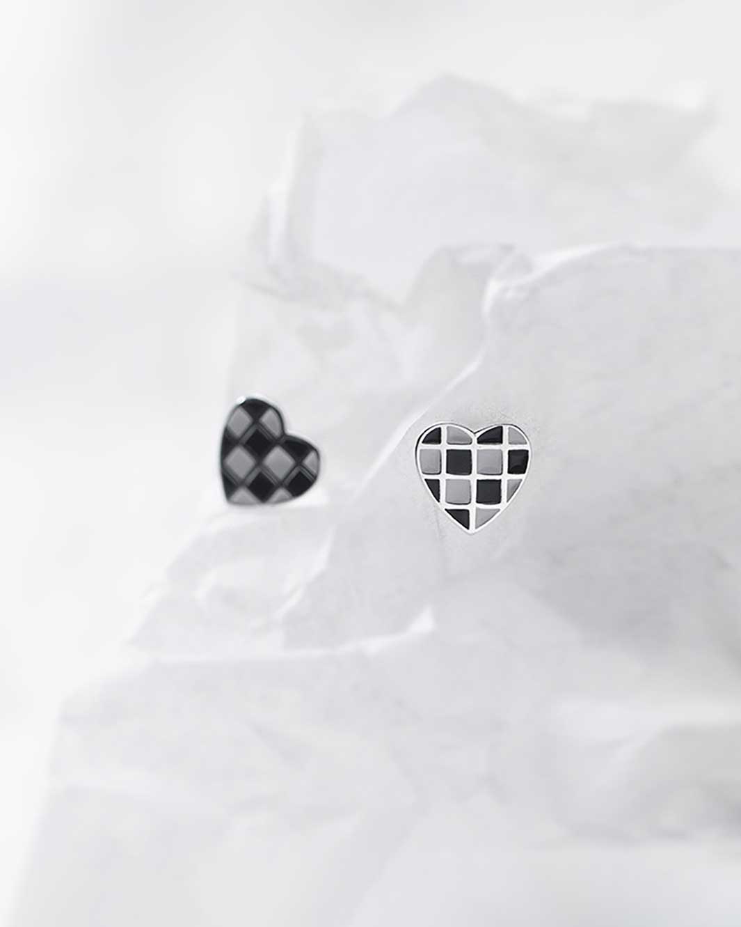Checkered Heart Stud Earrings
