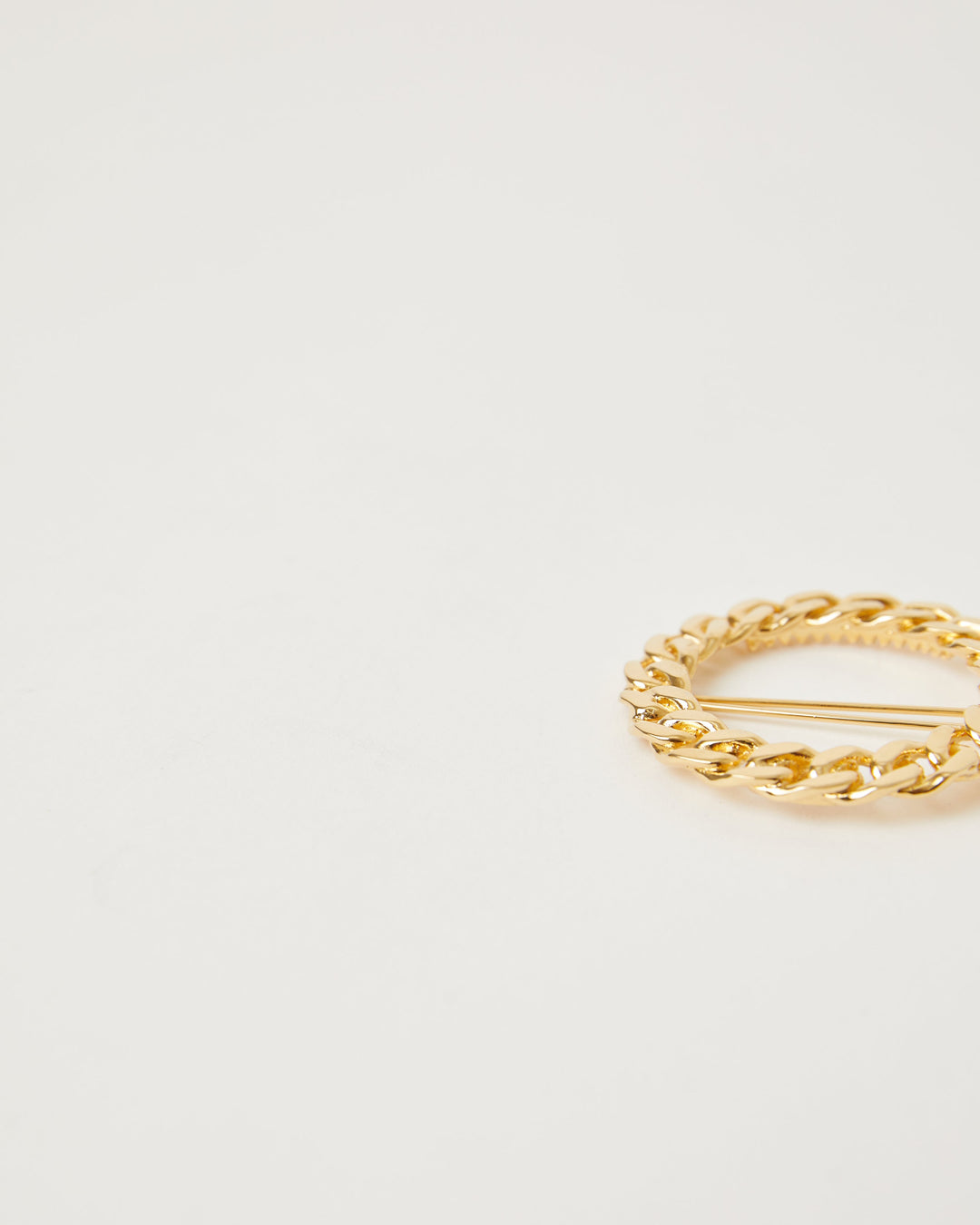 GISSEL CIRCLE CHAIN BARRETTE