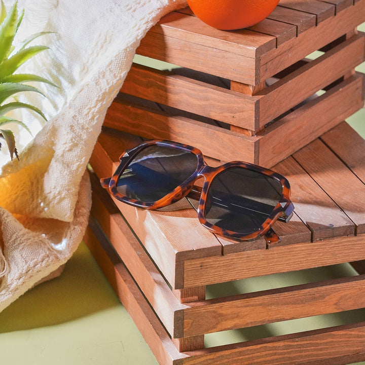 4 Colours Square Frame Fashion Sunglasses