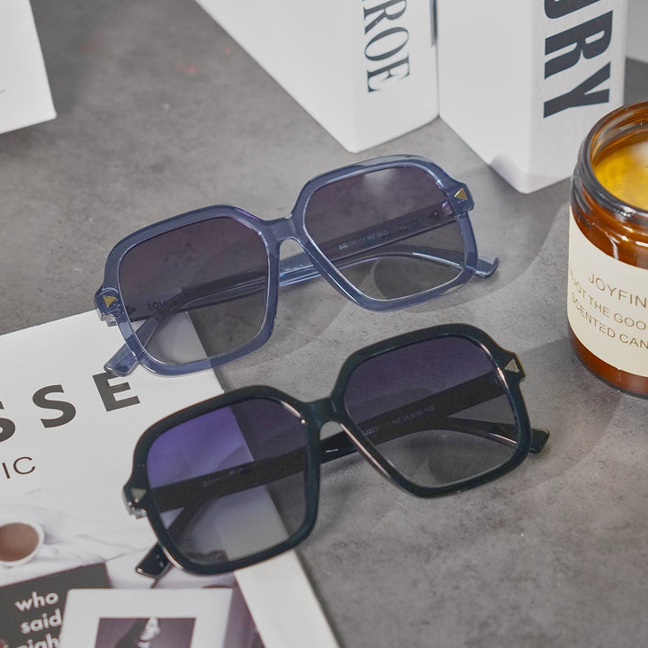 4 Colours Square Frame Fashion Sunglasses
