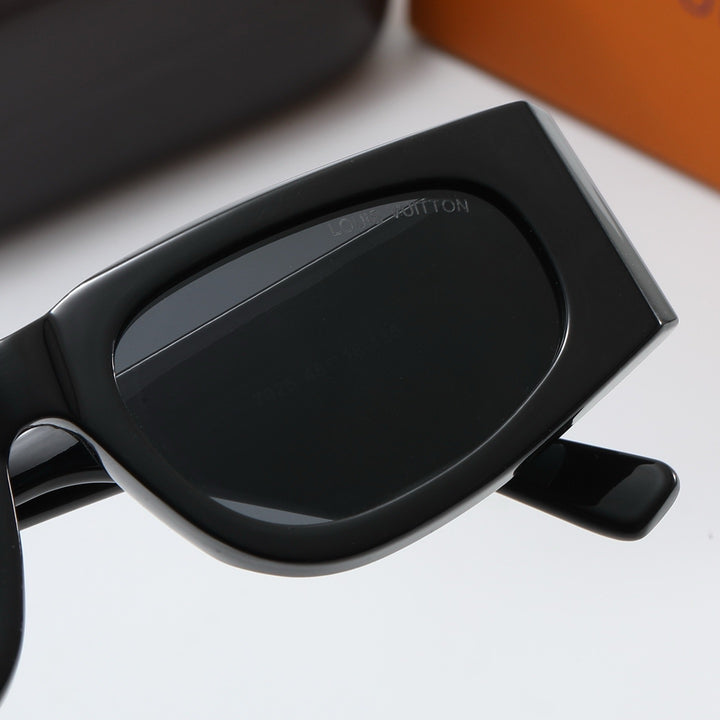 New Sports Sunglasses in 4 Colors