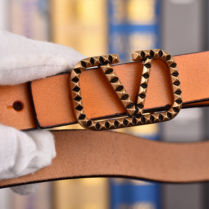 Fashion Pyramid--Studded Belt