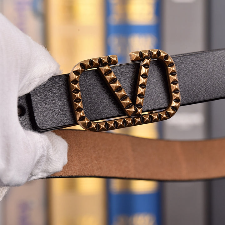 Fashion Pyramid--Studded Belt