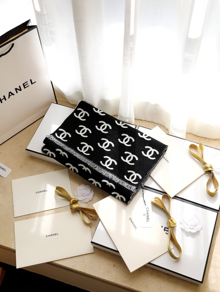 Fashion CC Fall and Winter Scarf