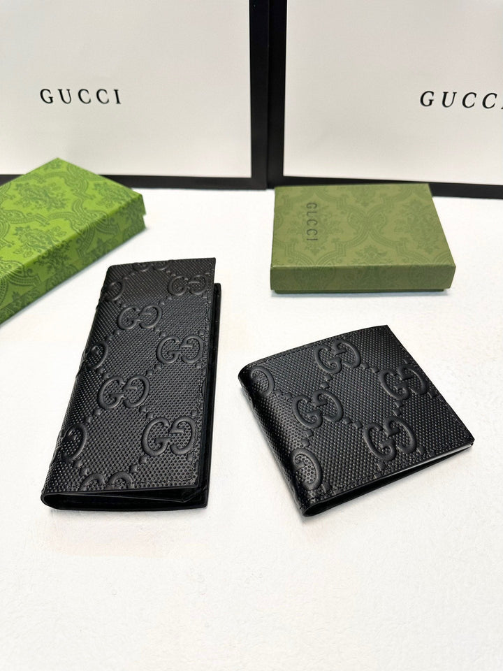 2 sizes of black printed wallet