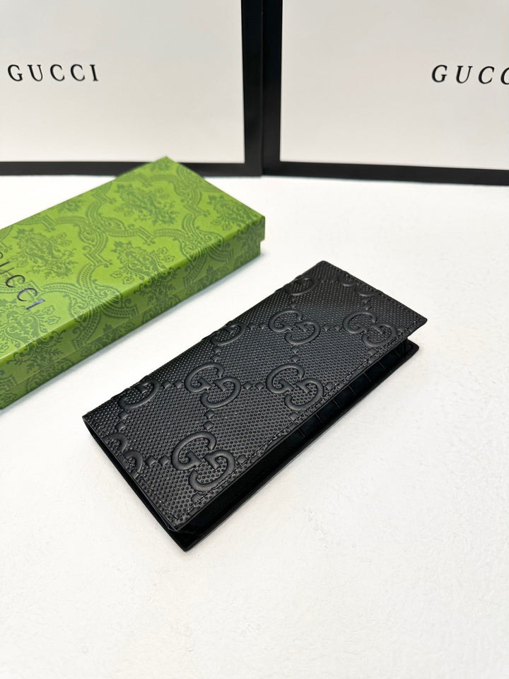 2 sizes of black printed wallet