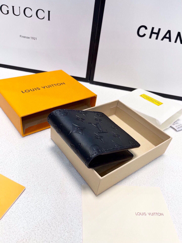 1 colors Cowhide Embossed Wallet