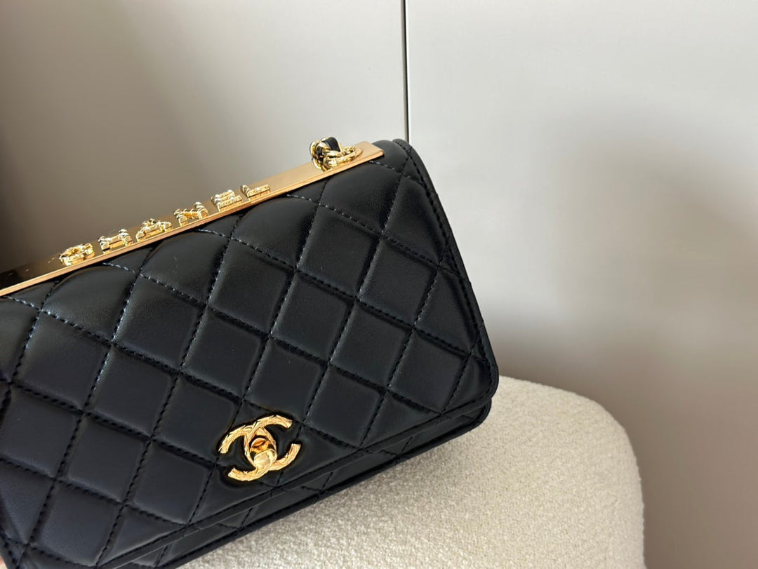 3 colors Fashionable croissant bag