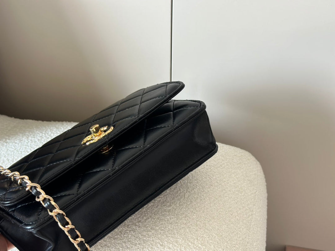 3 colors Fashionable croissant bag